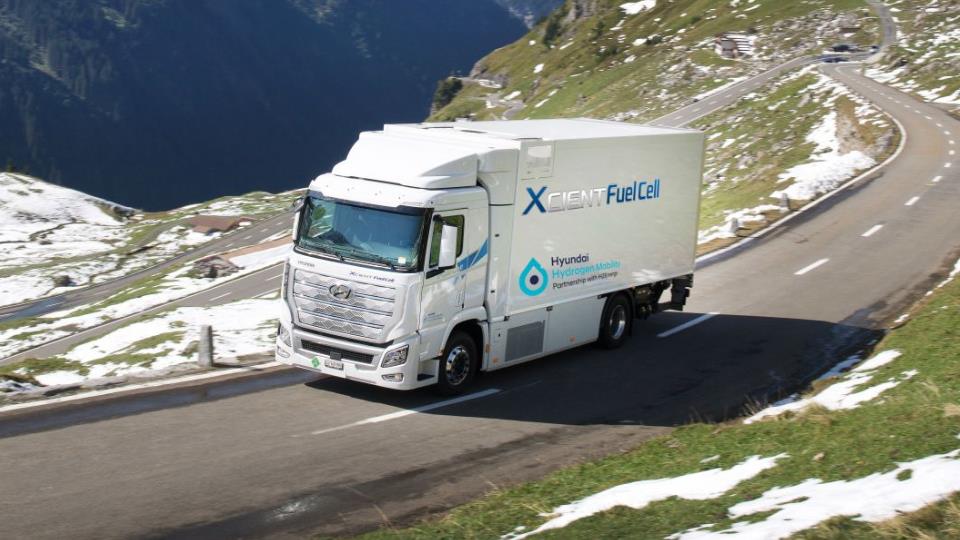 هیوندای Xcient اولین کامیون پیل سوختی تولید انبوه